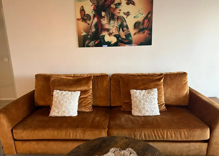 U Pea Asunto لاهتي